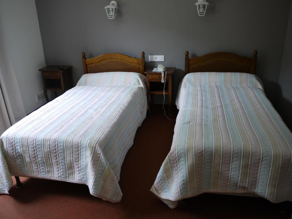 Hotel Le Castelet Ax-les-Thermes Room photo
