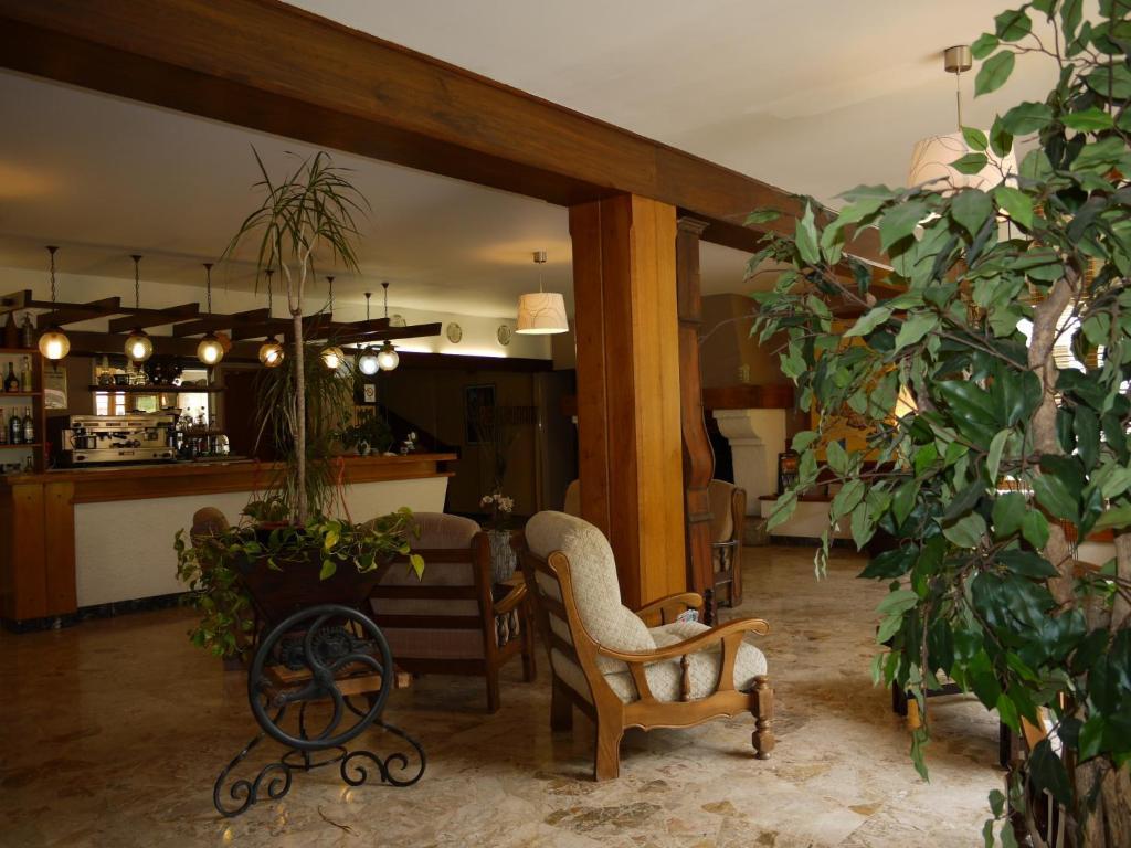 Hotel Le Castelet Ax-les-Thermes Exterior photo