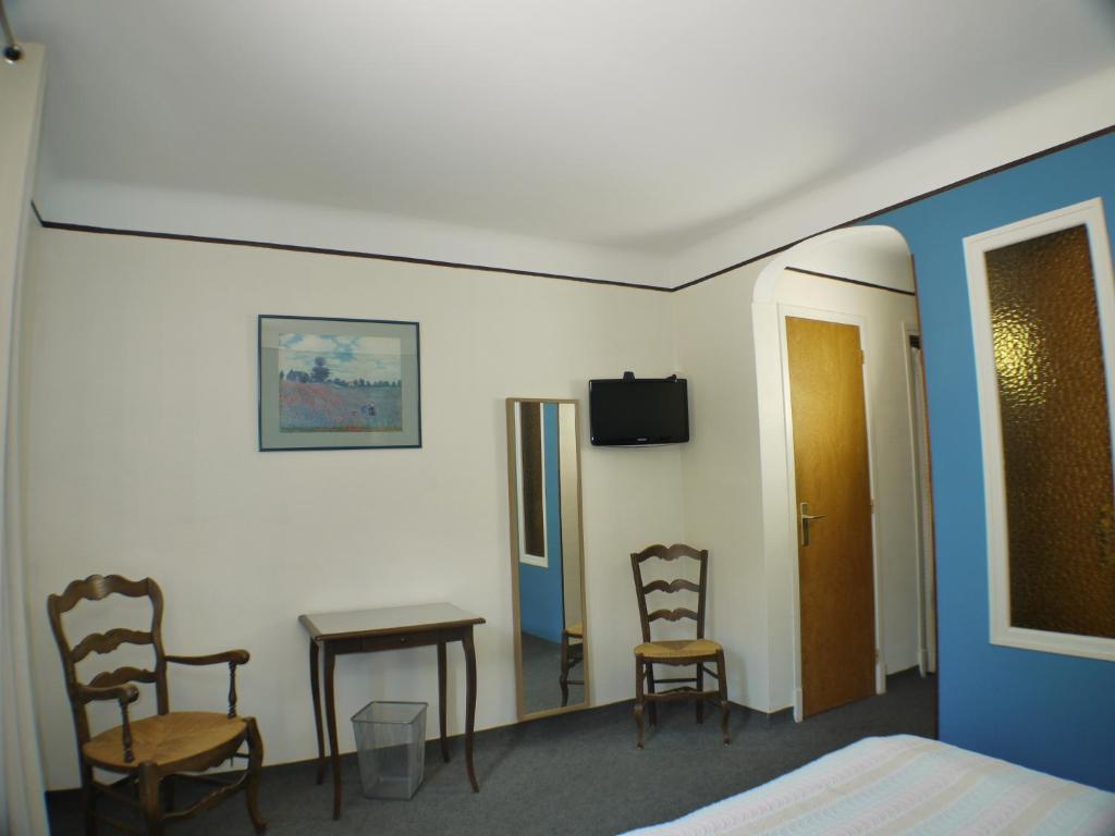 Hotel Le Castelet Ax-les-Thermes Exterior photo