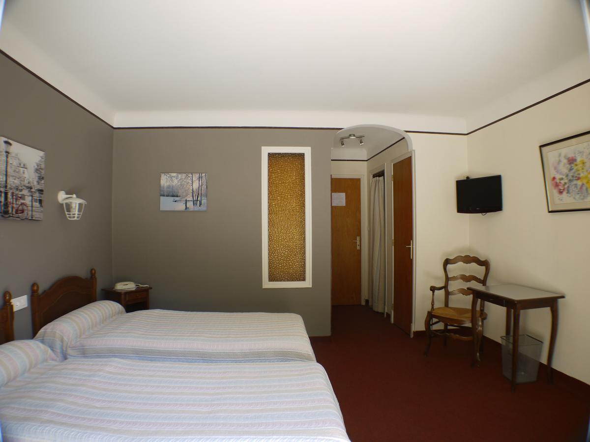 Hotel Le Castelet Ax-les-Thermes Exterior photo
